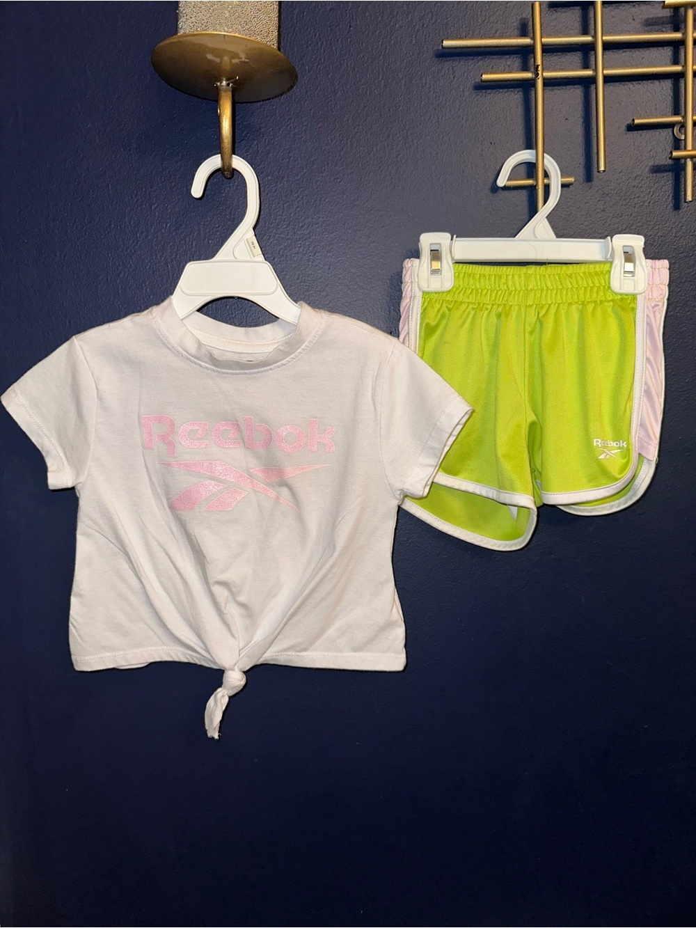 Reebok Girls shorts Set size 4